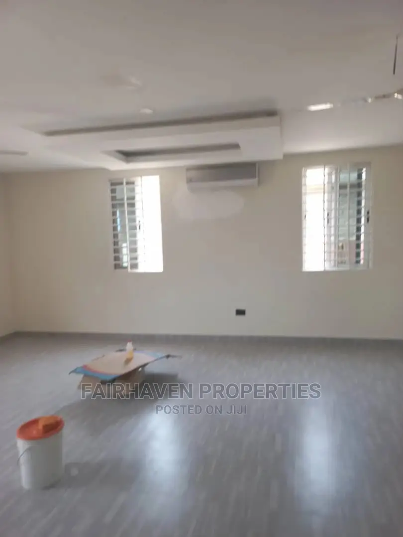 2bdrm Block of Flats in East Airport for rent in Airport Residential Area