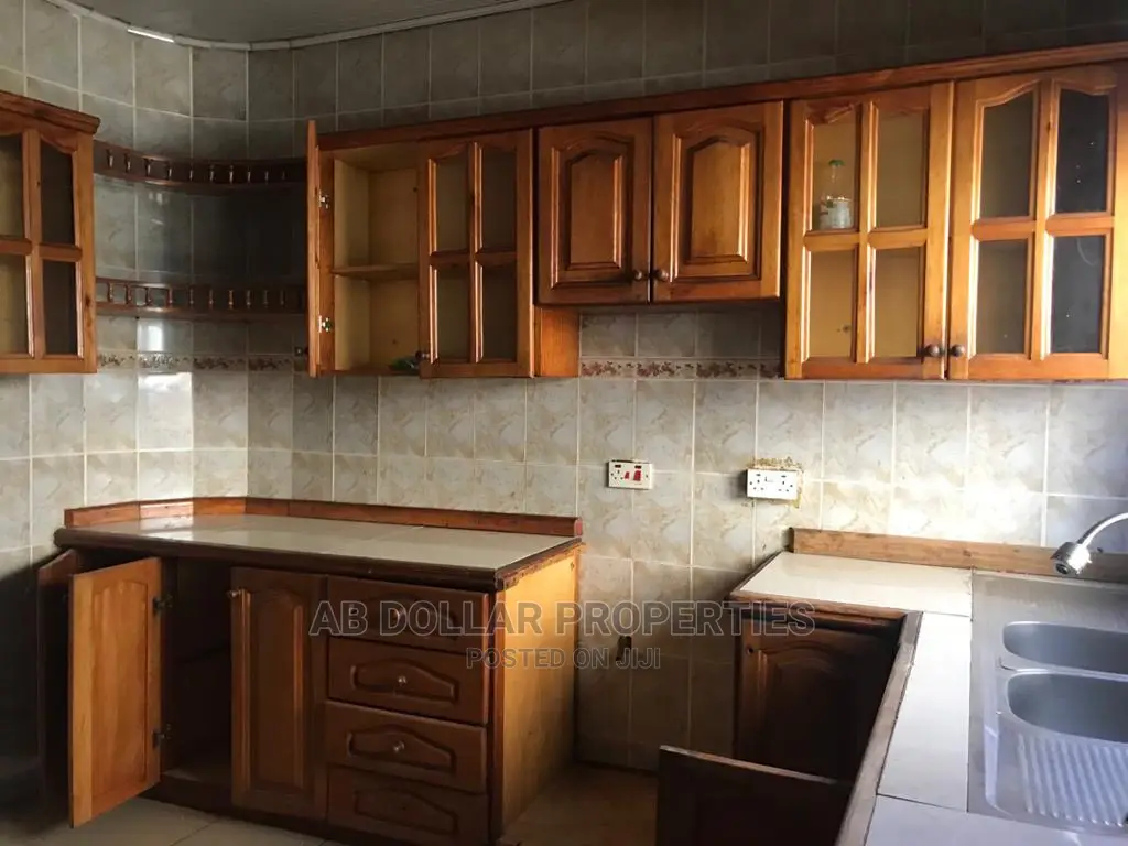 3bdrm House in Spintex for rent in Spintex