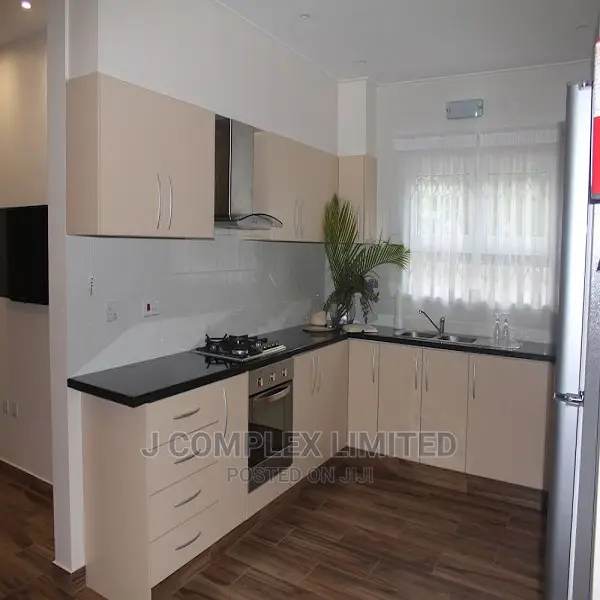 3bdrm Apartment in Adjiringanor, American House for sale in American House