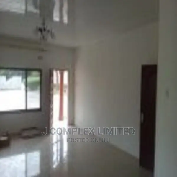 3bdrm Apartment in Airport Residential for rent in Airport Residential Area