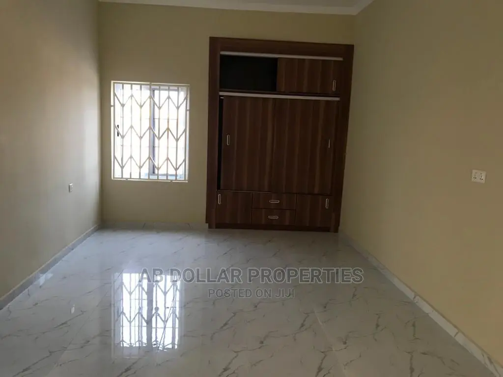 3bdrm House in Spintex for sale in Spintex