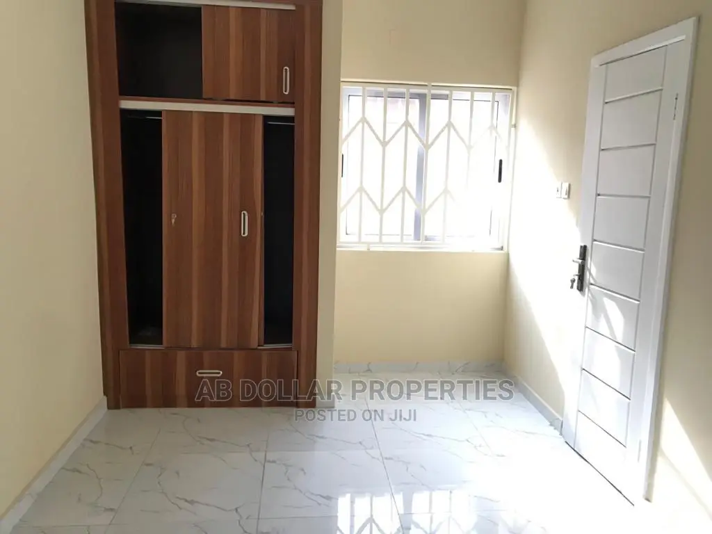 3bdrm House in Spintex for sale in Spintex
