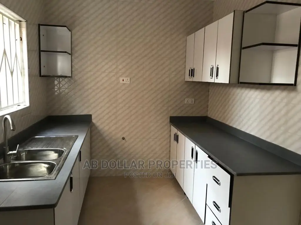 3bdrm House in Spintex for sale in Spintex