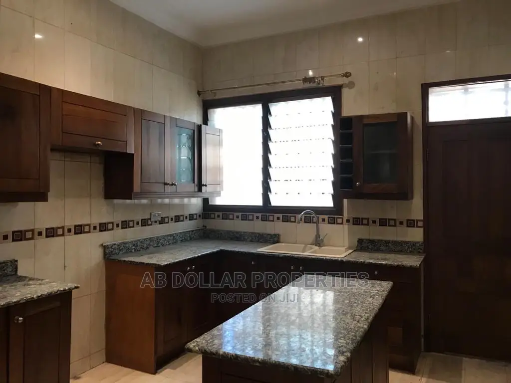4bdrm House in Spintex for rent in Spintex