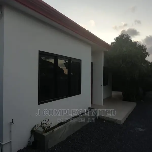 3bdrm House in Tse Addo, Accra Metropolitan for rent in Accra Metropolitan