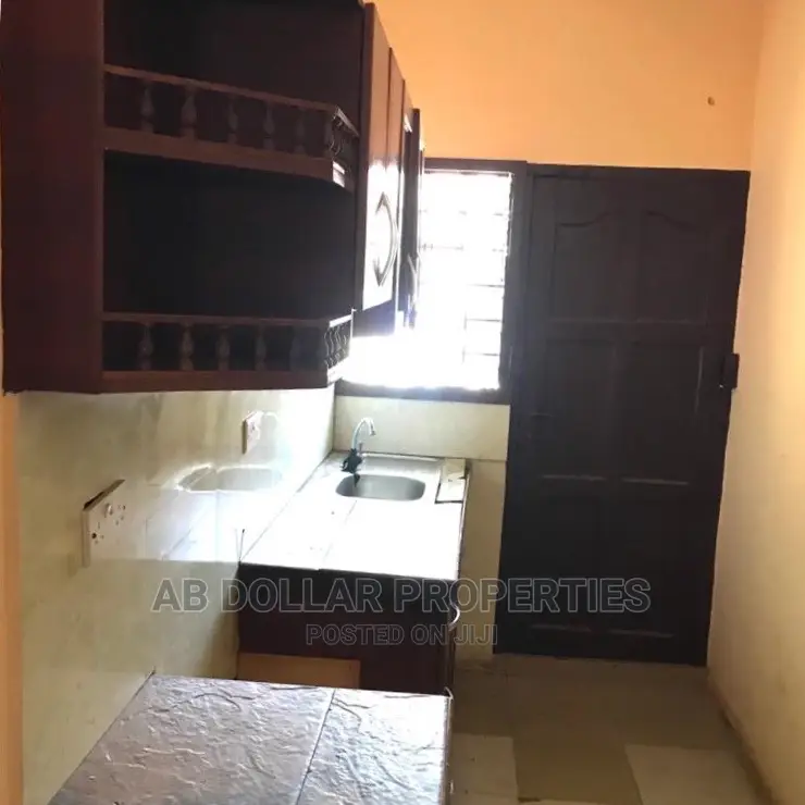 3bdrm House in Spintex for rent in Spintex