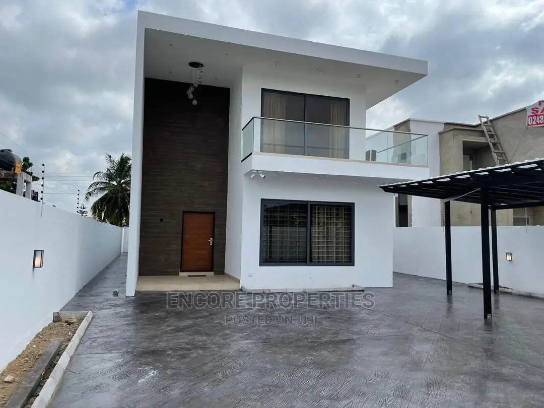 5bdrm House in Sagepropertiesgh.Com, Spintex for sale in Spintex