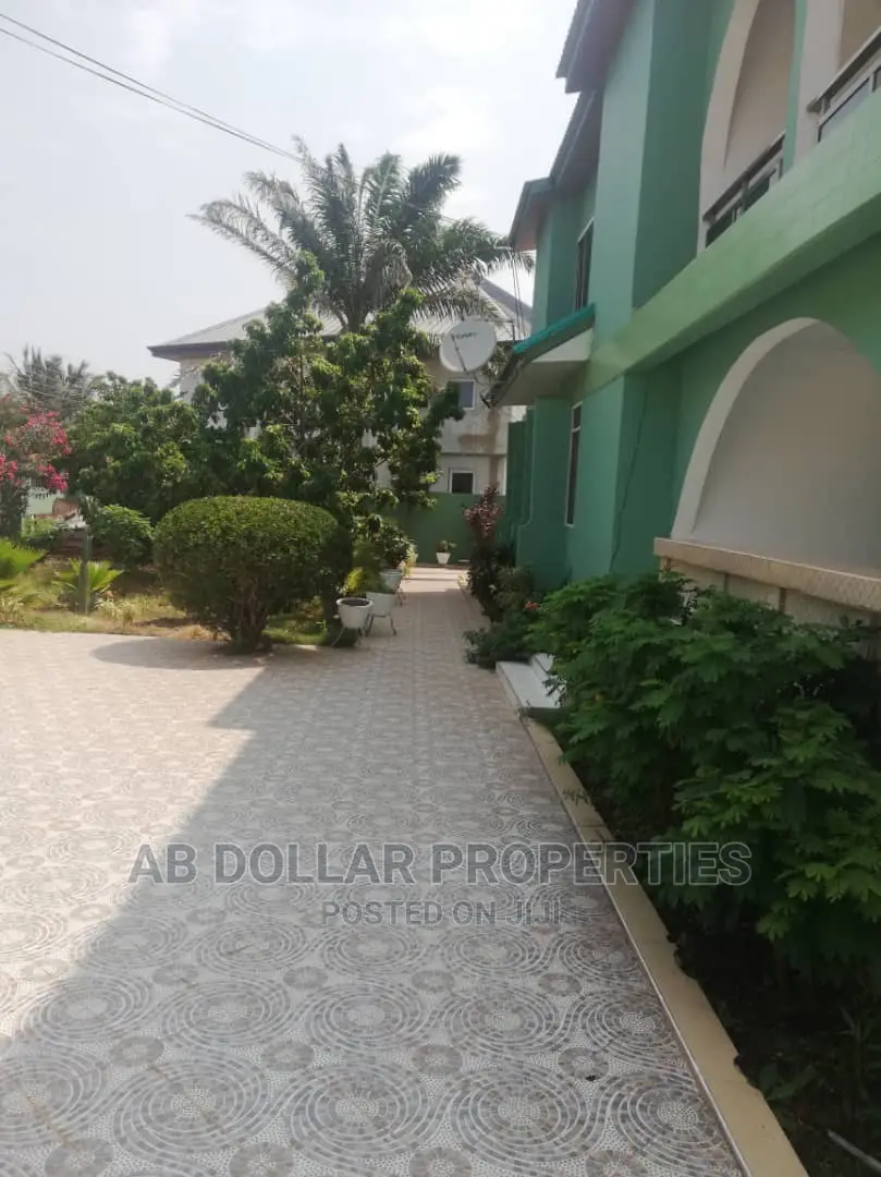 2 Bedroom Apartment for Rent at Sakumono in Spintex