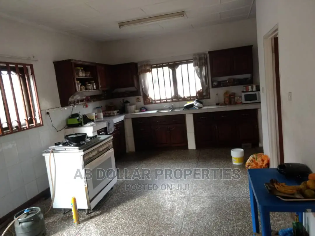 4bdrm House in Regimanuel Gray Estates for Sale in Regimanuel Gray Estates