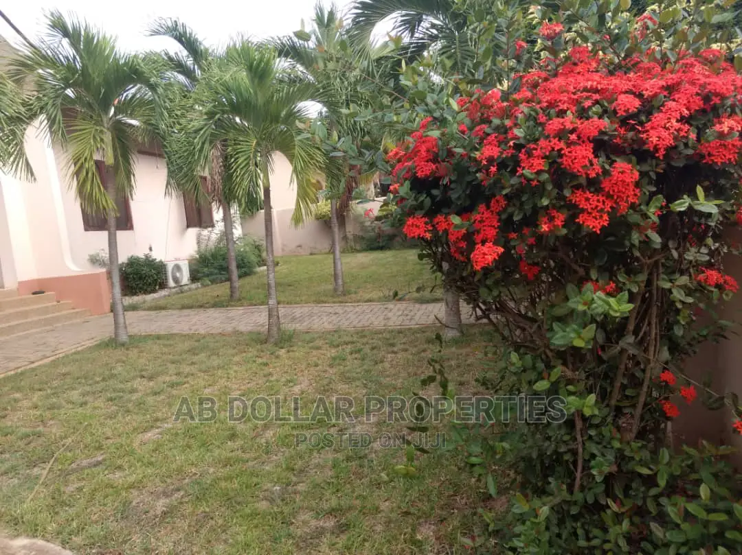 4bdrm House in Regimanuel Gray Estates for Sale in Regimanuel Gray Estates