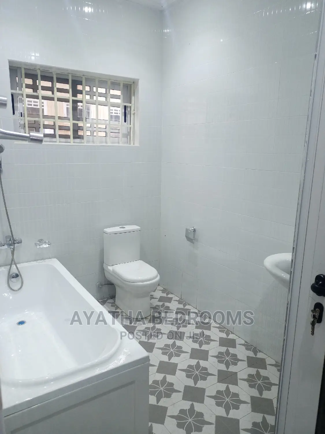 3bdrm House in Ayathar Bedroom, Teshie for Rent in Teshie