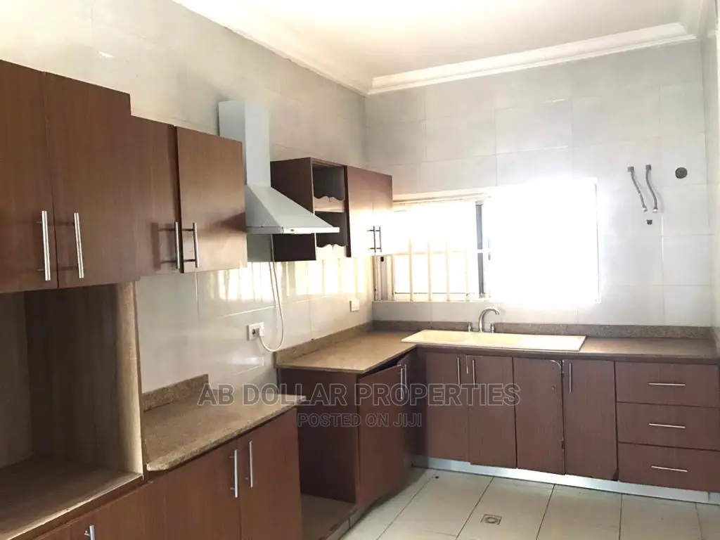3bdrm House in Spintex for rent in Spintex