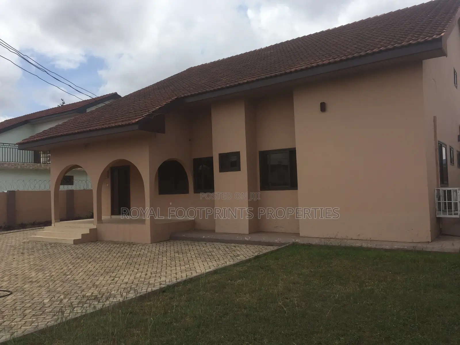 5bdrm House in Adjiriganor for Rent in Adjiriganor