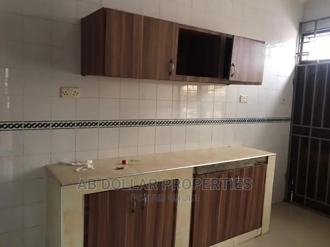 4bdrm House in Spintex for rent in Spintex