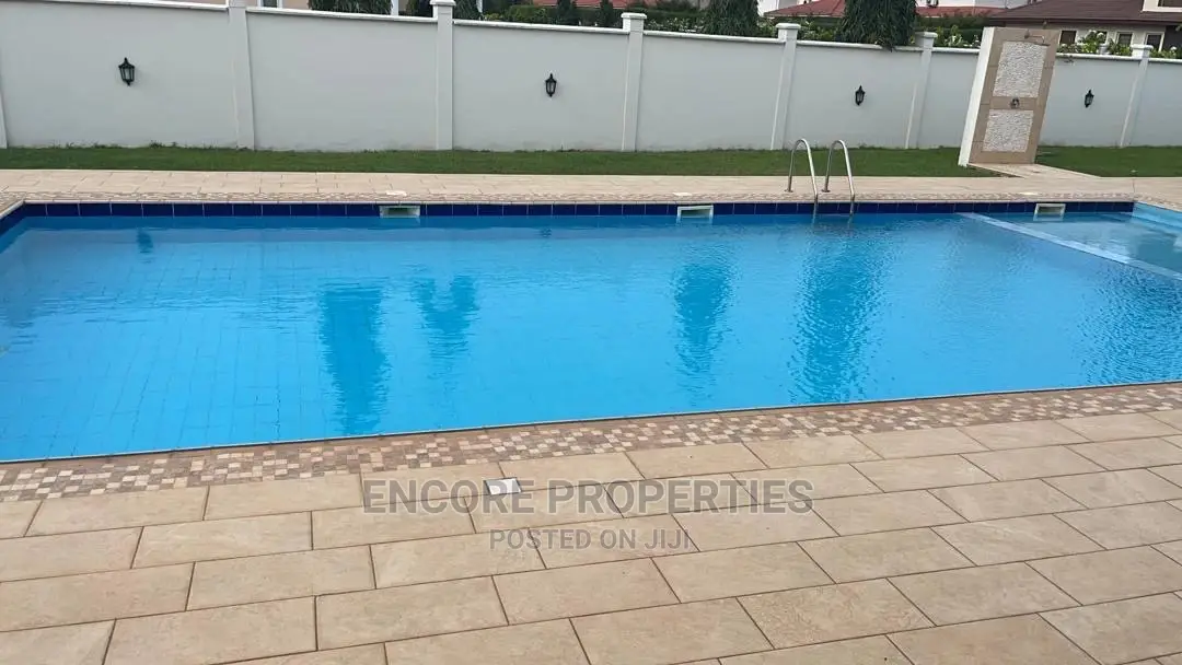 Furnished 6bdrm Duplex in Trasacco, East Legon for Sale in East Legon