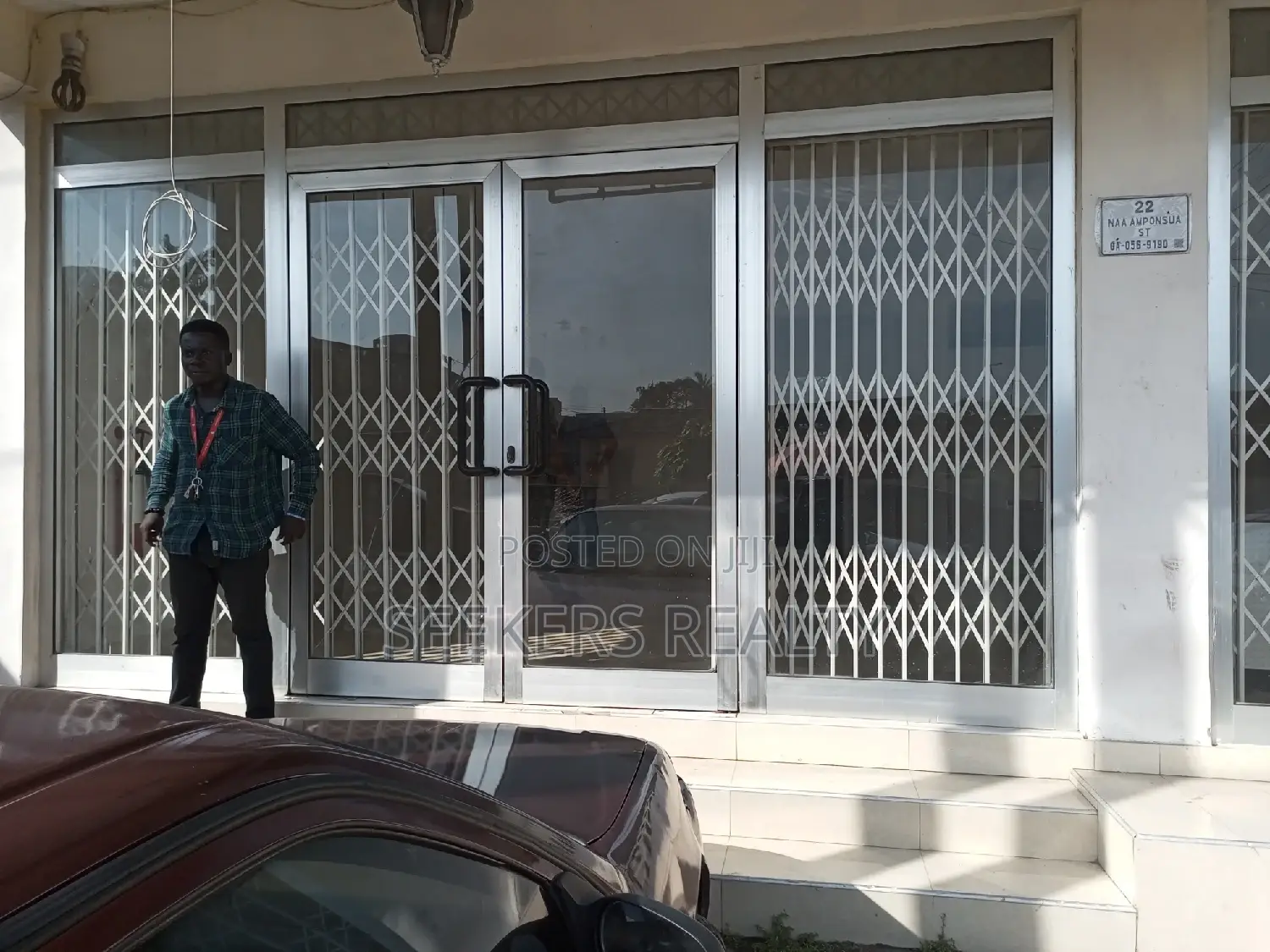 Big Spacious Shop at Osu for Rent in Osu