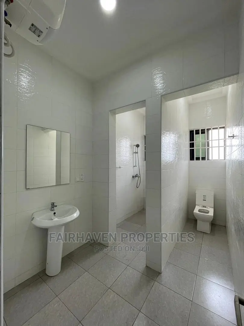 2bdrm Apartment in Fair Haven, Airport Residential Area for Rent in Airport Residential Area