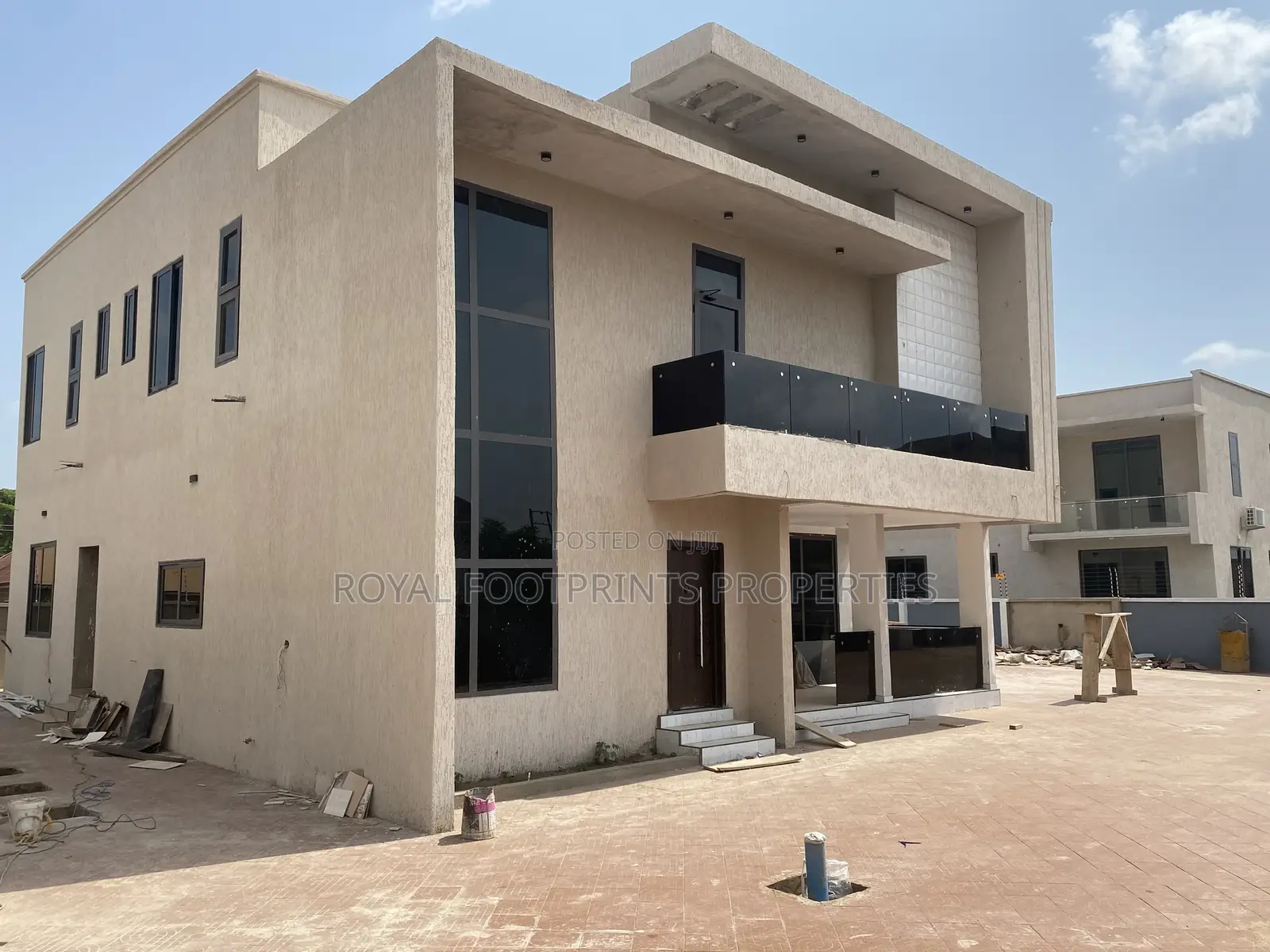 5bdrm House in Ashaley Botwe for sale in Ashaley Botwe