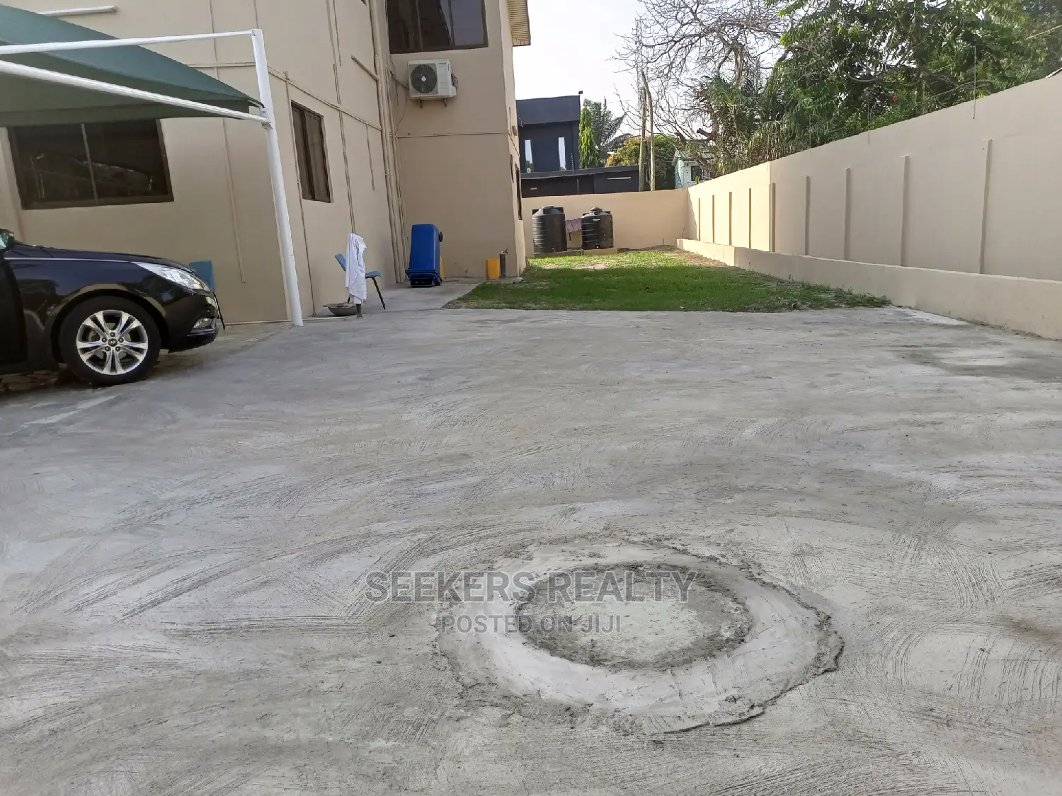 6bdrm House in Seekers Realty, Cantonments for rent in Cantonments