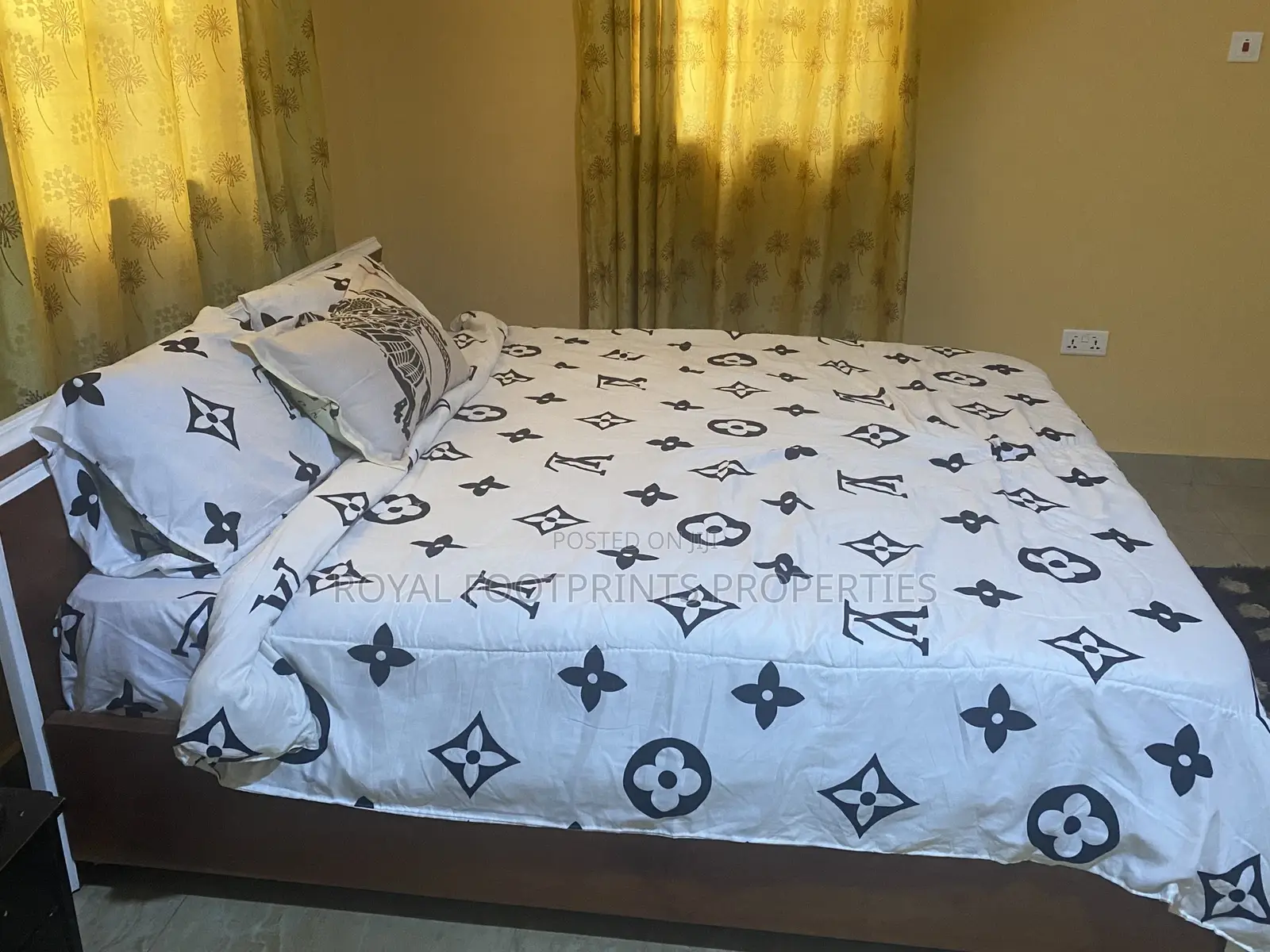 An Ultra Modern 2bedrooms Furnished Apartments in Madina