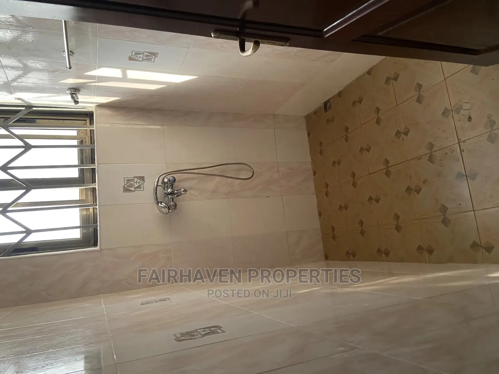 2bdrm Apartment in Bushroad, Teshie for rent in Teshie