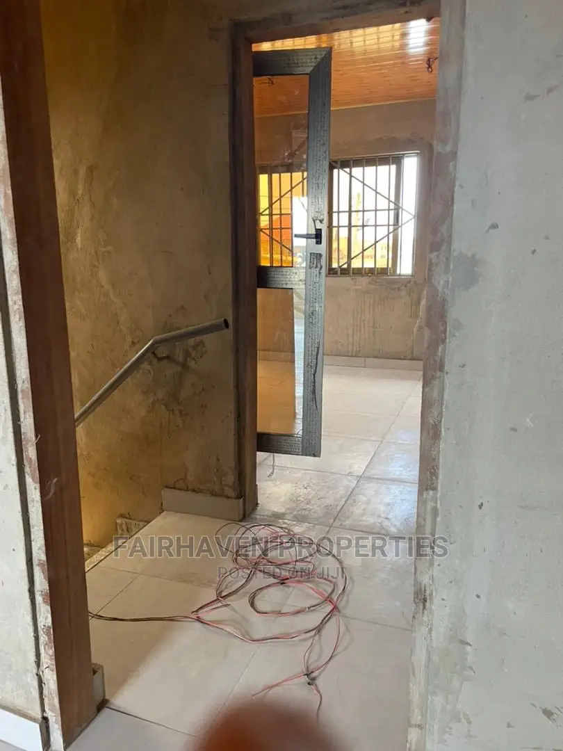 2bdrm Apartment in Tseaddo, Burma Camp for Rent in Burma Camp
