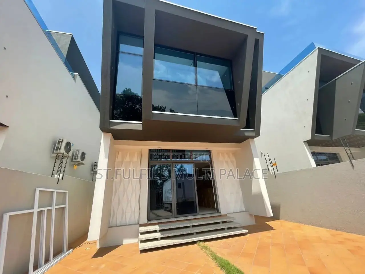 5bdrm House in East Around Ghana for rent in East Legon
