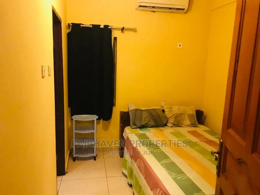 Furnished 1bedroom Apartment at Osu in Osu