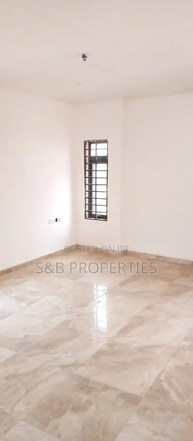 3bdrm House in Kwabenya, Ga East Municipal for sale in Ga East Municipal