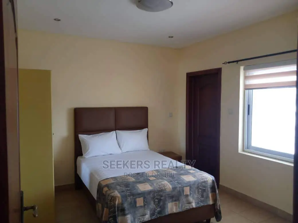 Furnished 3bdrm Apartment in Seekers Realty, Oxford Street for rent in Oxford Street