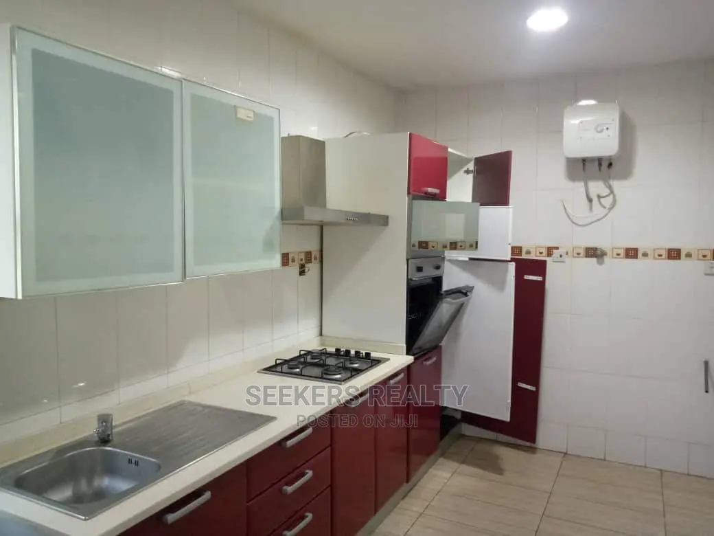 Furnished 3bdrm Apartment in Seekers Realty, Oxford Street for rent in Oxford Street