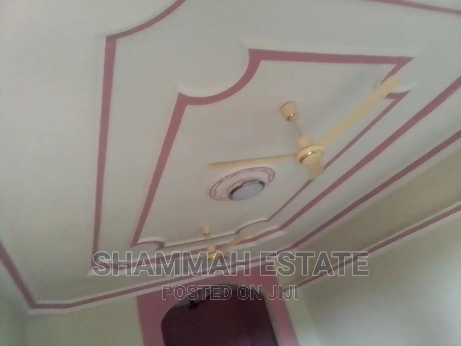 3bdrm Apartment in Aiding Estate, Sunyani Municipal for rent in Sunyani Municipal