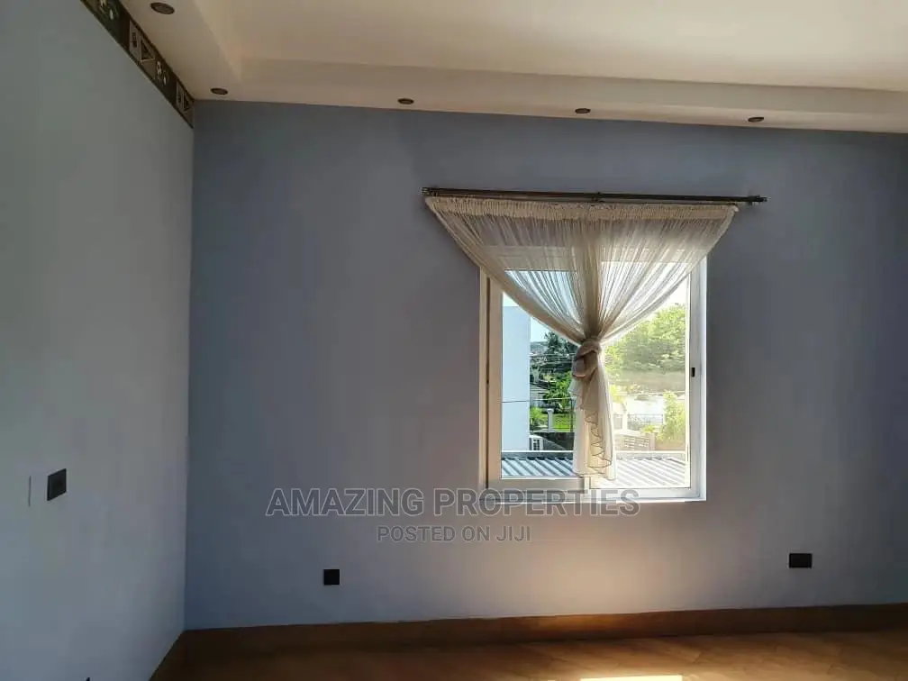 4bdrm House in Airport Hills for Sale in Airport Residential Area