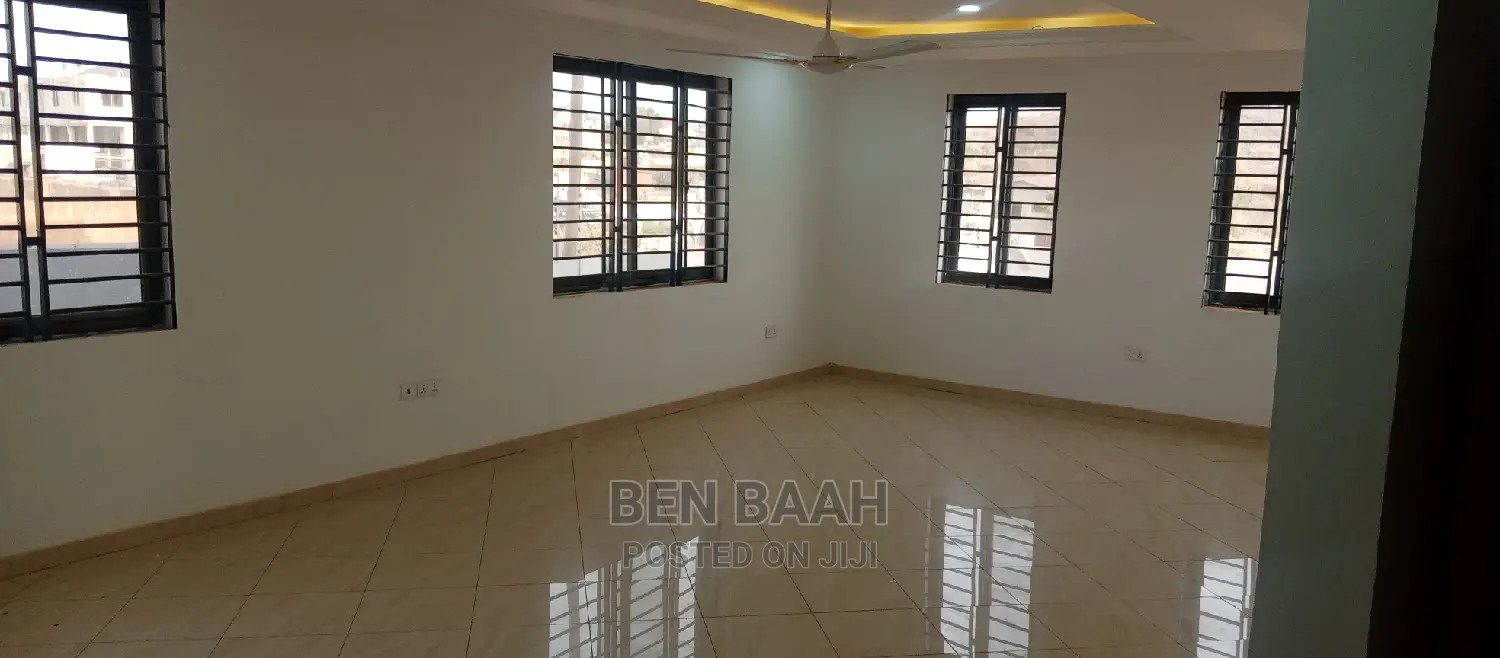 4bdrm Duplex in Ben Properties, Ga East Municipal for rent in Ga East Municipal