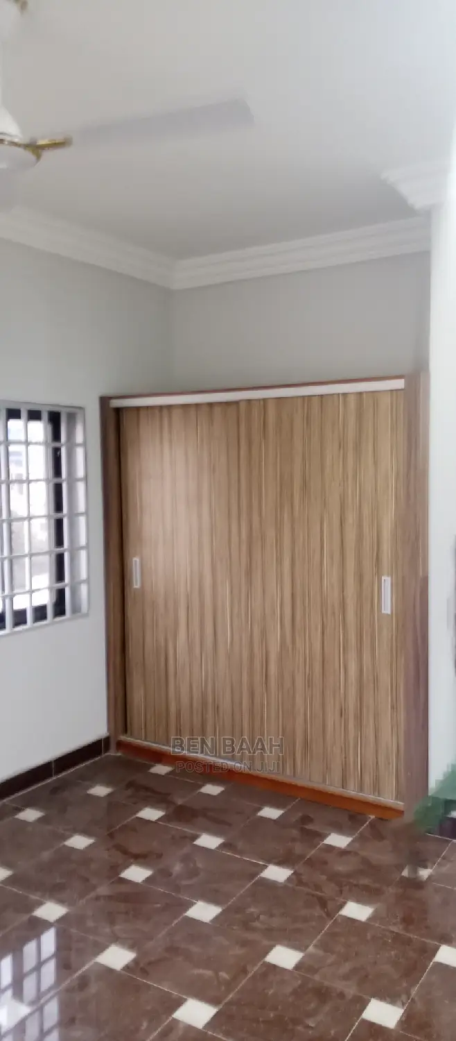 2bdrm Apartment in Ben Properties, School Area for rent in School Area
