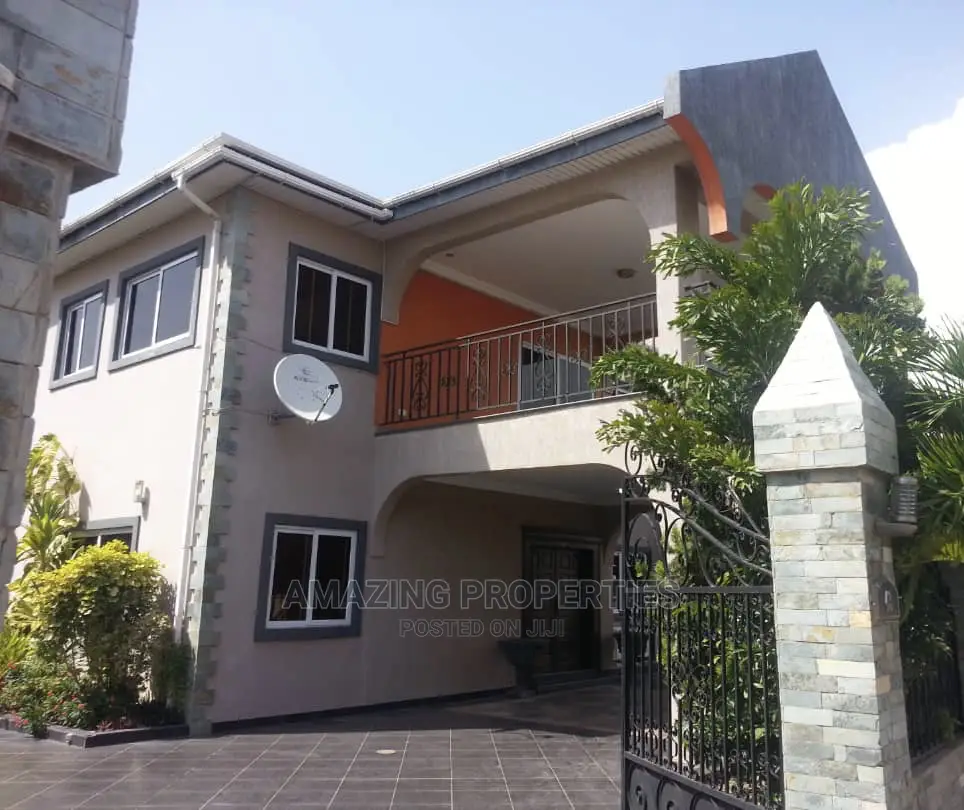 4bdrm House in Edroom House Au for Rent in Cantonments