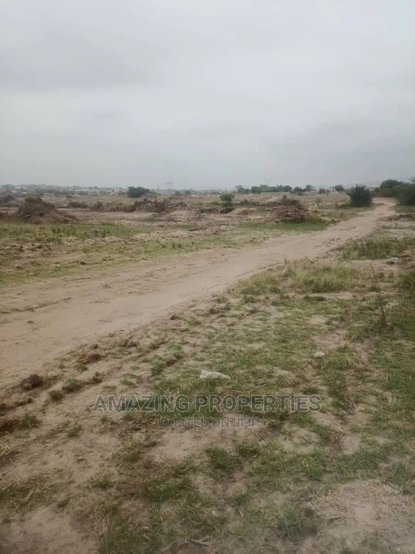 1900acres Roadside Land for Sale Dawhenya Centraluniversity in Tema Metropolitan