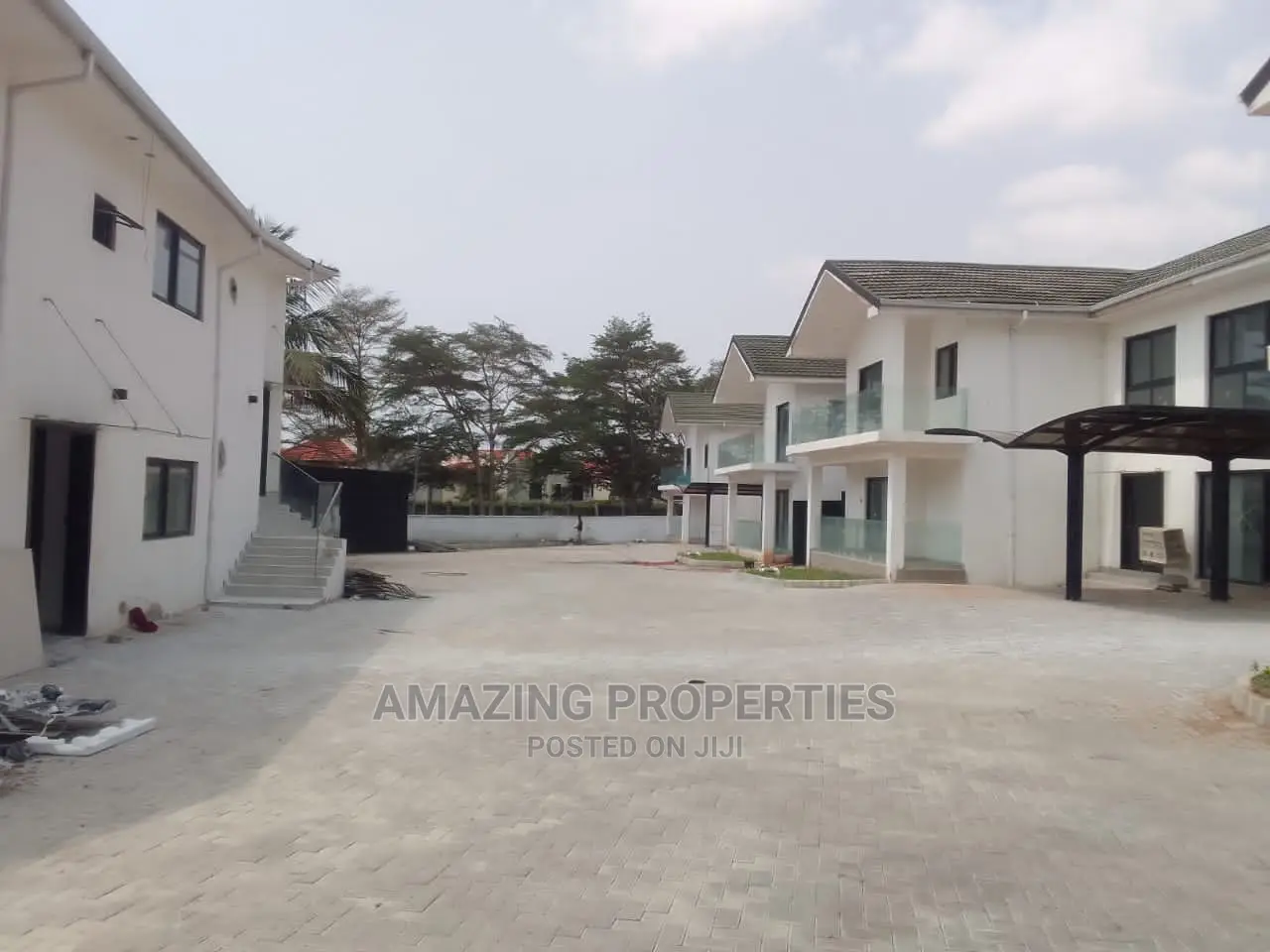 4bdrm House in Cantonmment, Cantonments for rent in Cantonments