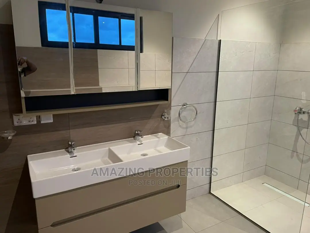 4bdrm House in East Legon for Sale in East Legon