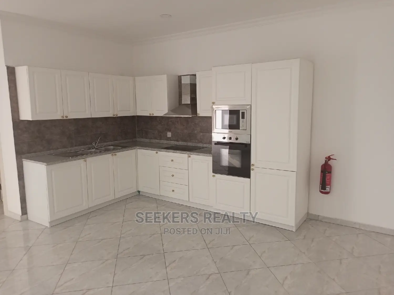 2bdrm Apartment in Seekers Realty, Osu for Sale in Osu