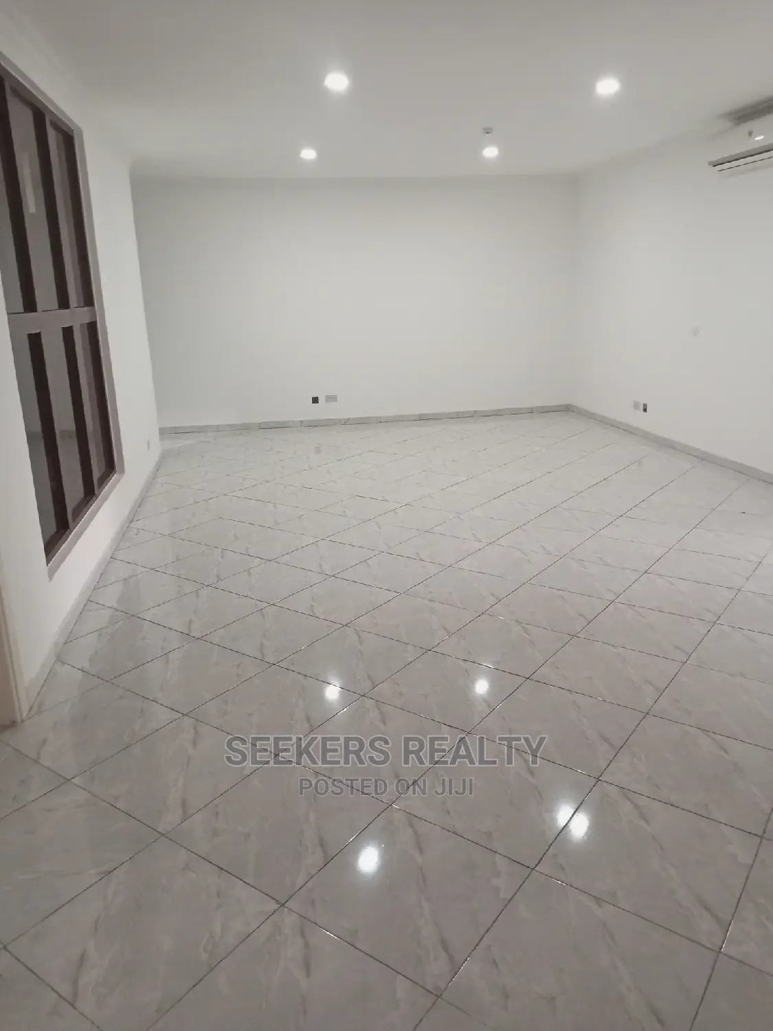 2bdrm Apartment in Seekers Realty, Osu for Sale in Osu