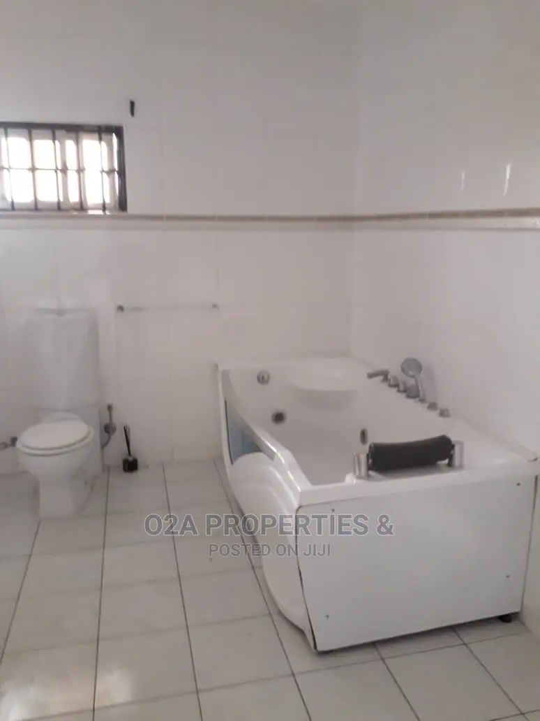 4bdrm House in O2A Properties And, Coffee Shop Area for Rent in Coffee Shop Area