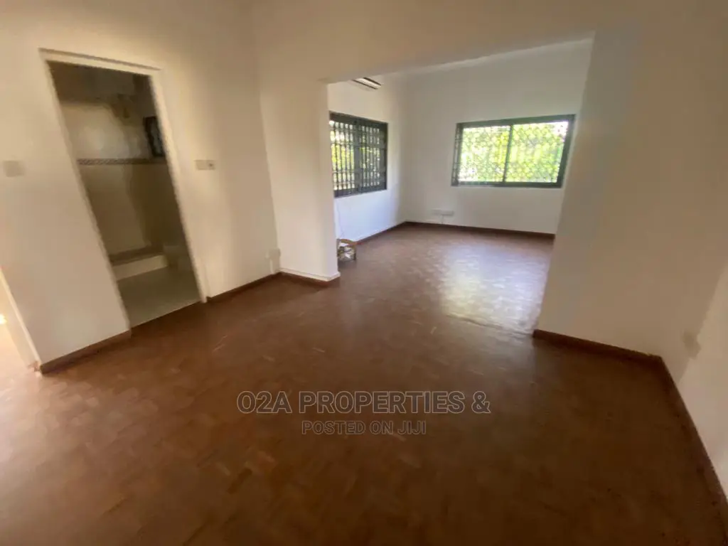 5bdrm House in O2A Properties And, Airport Residential Area for Rent in Airport Residential Area