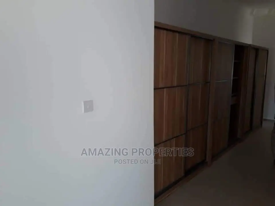 4bdrm House in East Legon for Sale in East Legon