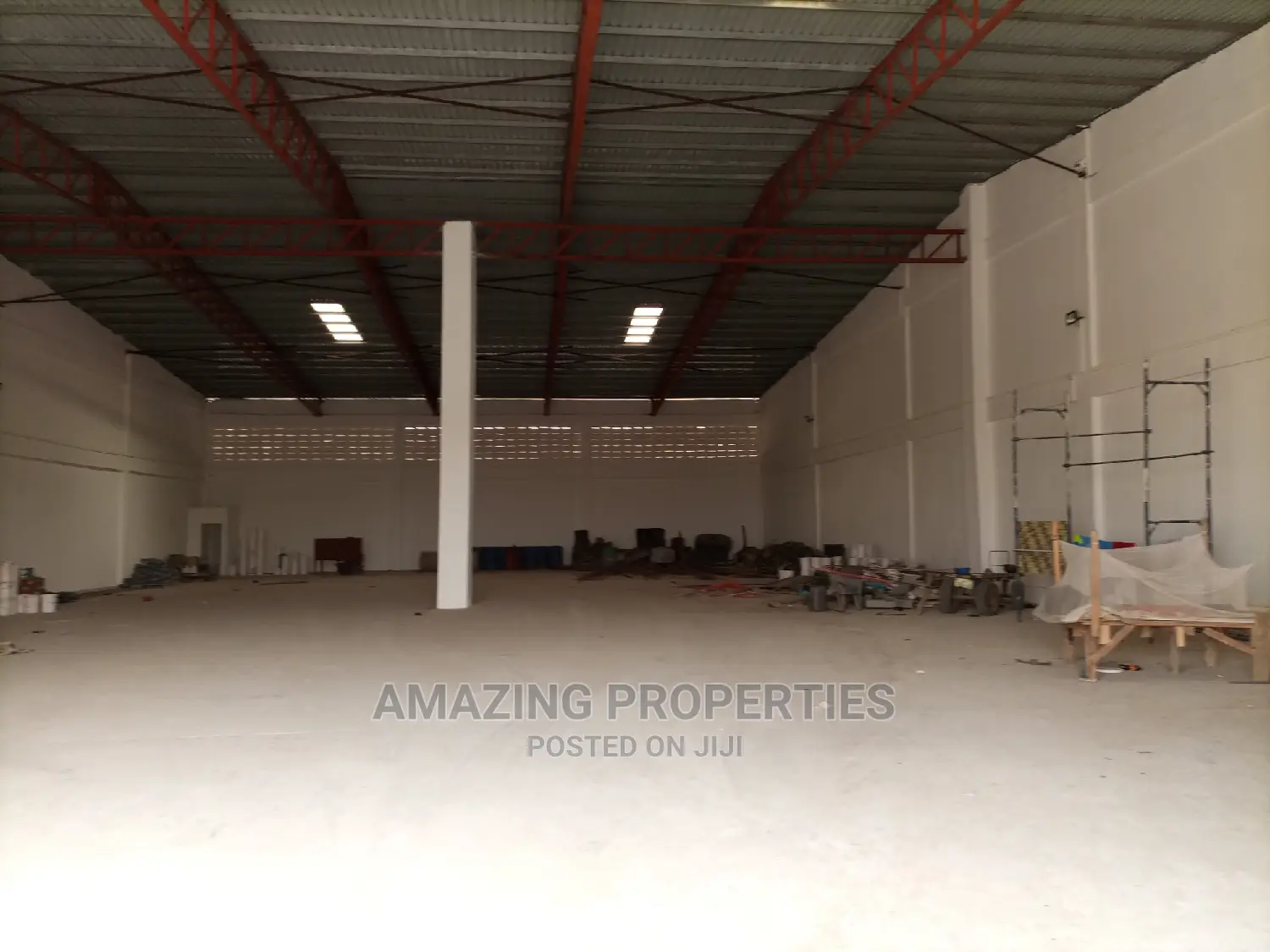 For Rent 950sqm at Spintex Coca-Cola Acre in Spintex