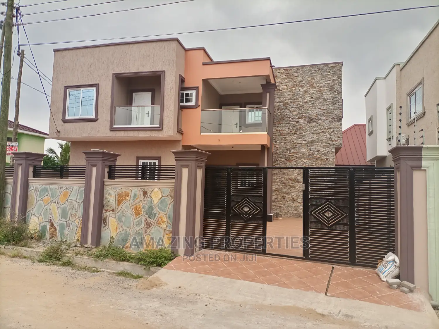 4bdrm House in Spintex for sale in Spintex