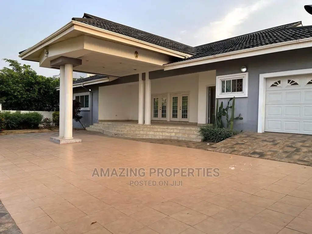 4bdrm House in Airport Hills for Sale in Airport Residential Area