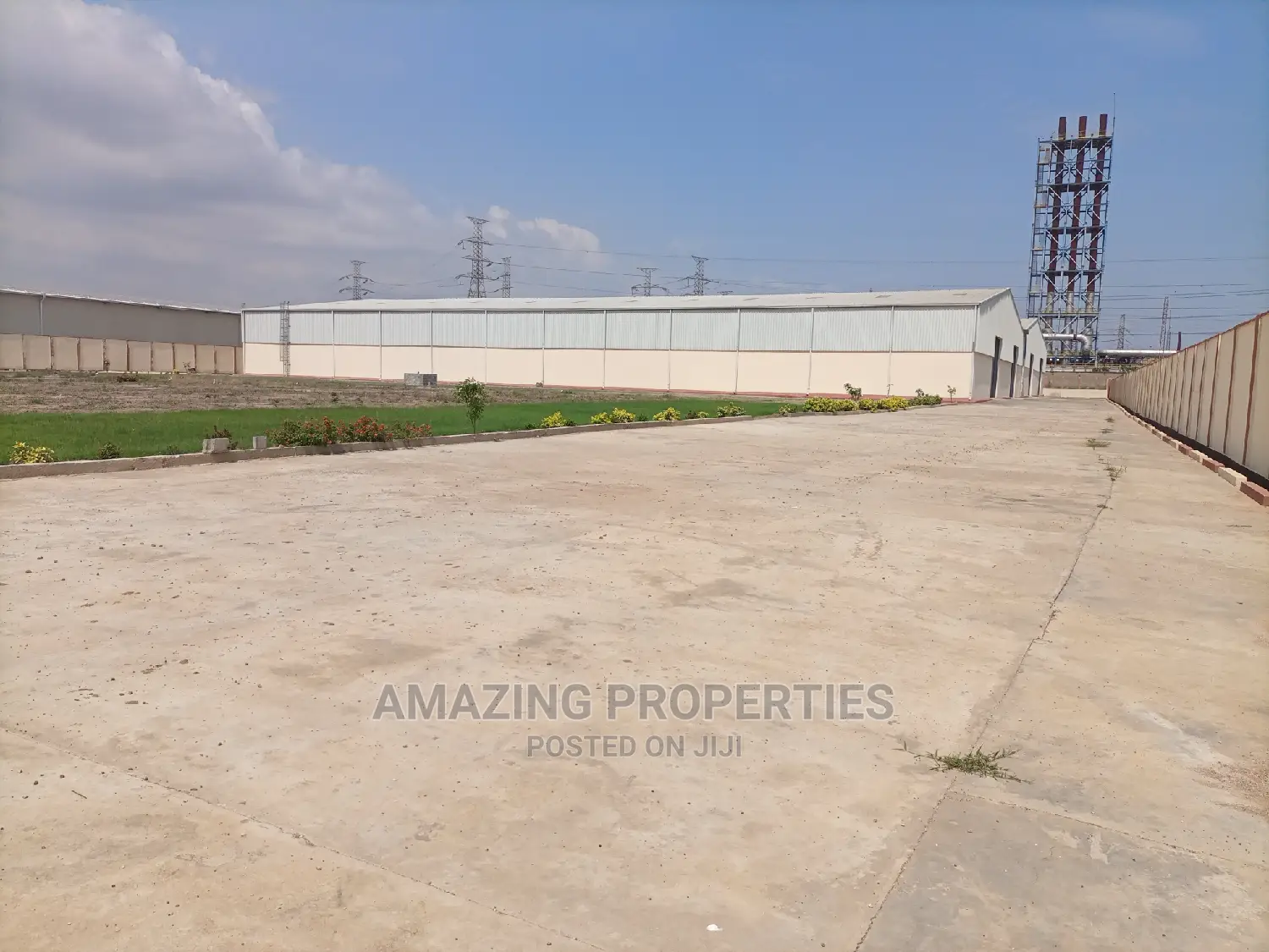 For Sale on 5 Acres 7500 SQM Warehouse Tema Industrialarea in Tema Metropolitan