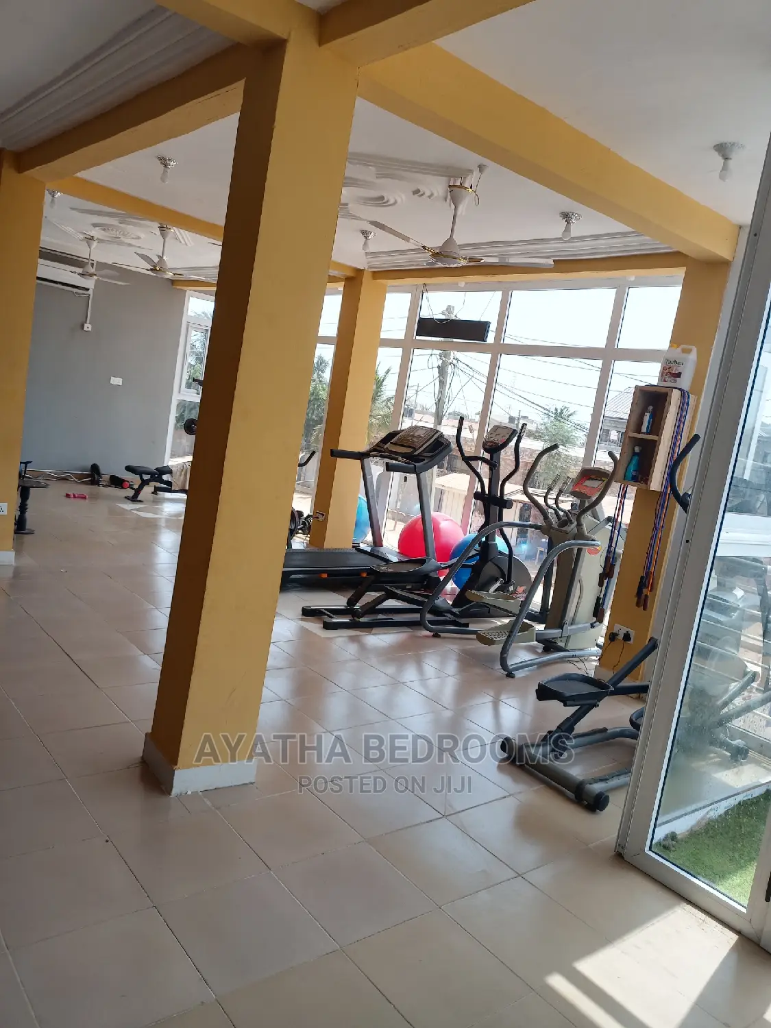 Executive Gym Center to Let in New Town