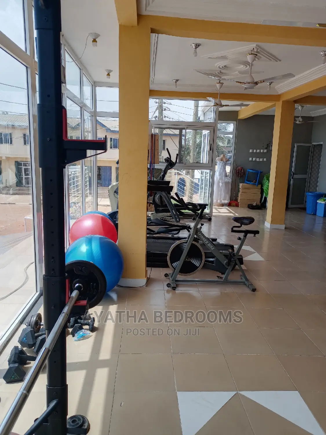 Executive Gym Center to Let in New Town